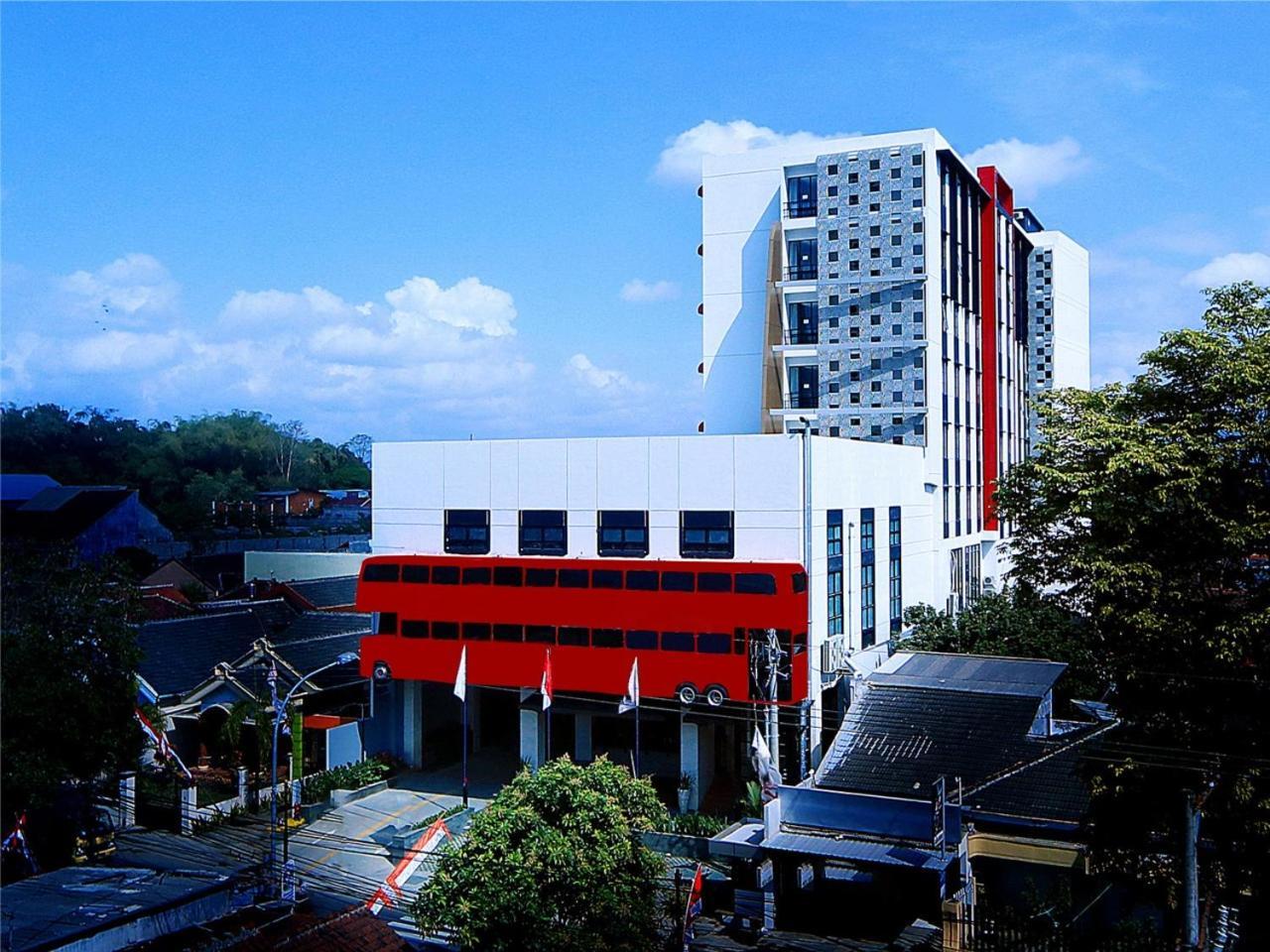 任抹达法姆福图纳酒店 Jembel 外观 照片